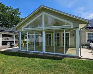 E.P Glas&Bygg kontakta oss